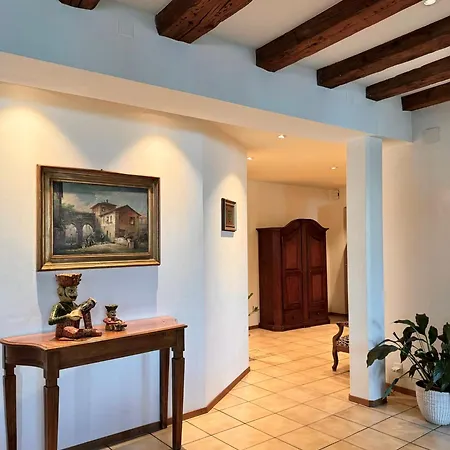 La Rouvenaz Hotel