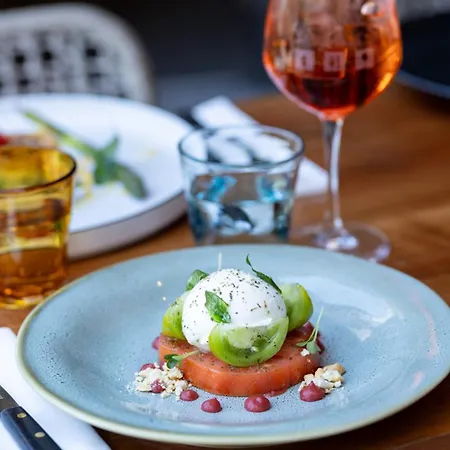 La Rouvenaz 3* Montreux