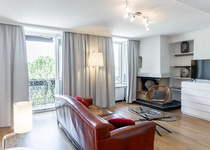 Hotel La Rouvenaz 3*