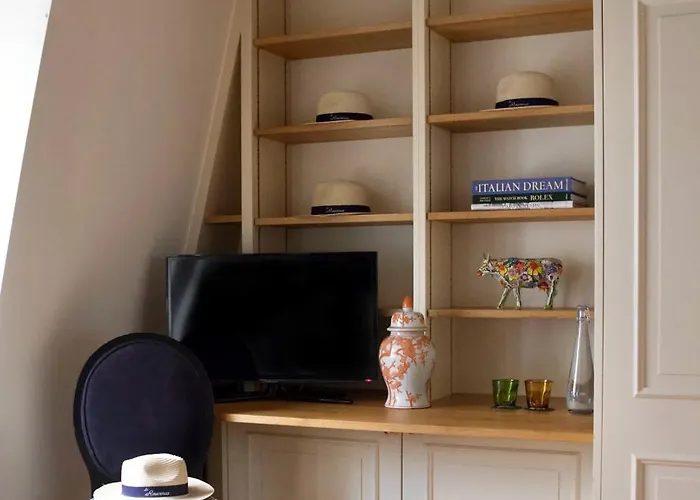 La Rouvenaz 3* Montrö