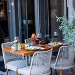 La Rouvenaz Otel Montrö