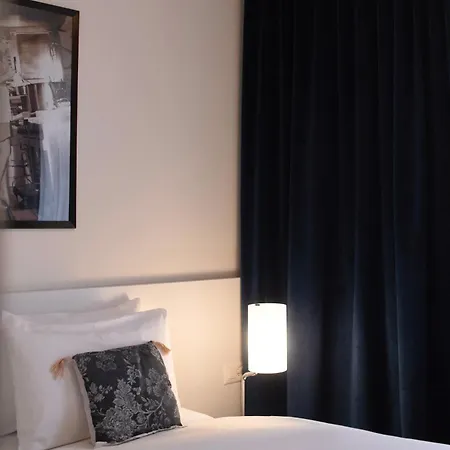 Hotel La Rouvenaz 3*